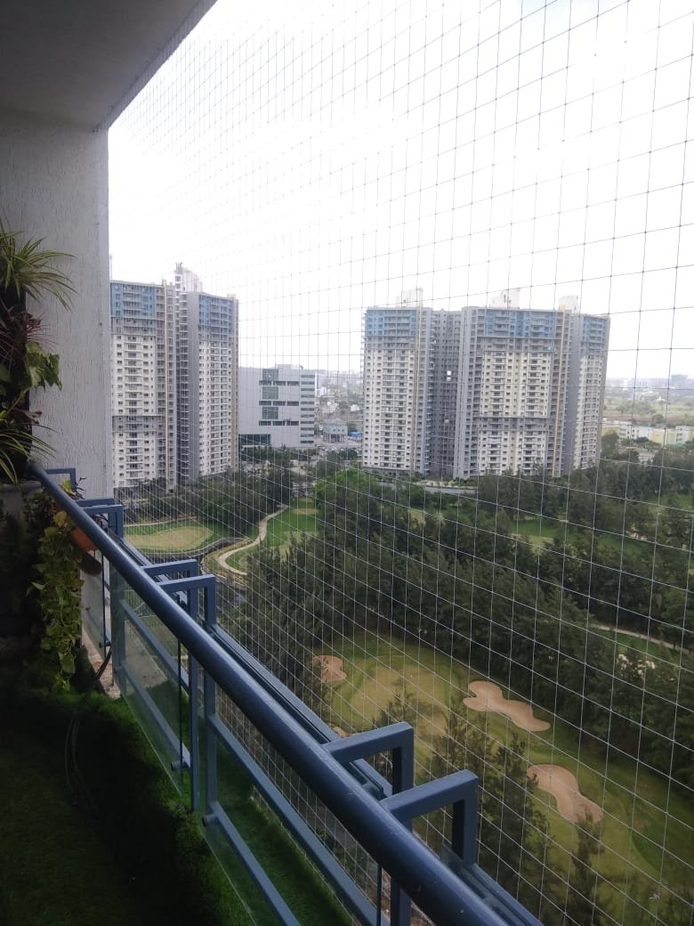 Sports net installation